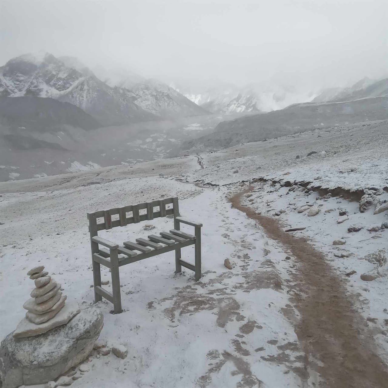 Plastic Waste at the Peak: Kleanit Upcyclers Benches Installed Along Everest Base Camp Route